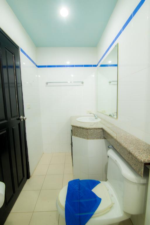 De Apartment Pattaya Extérieur photo