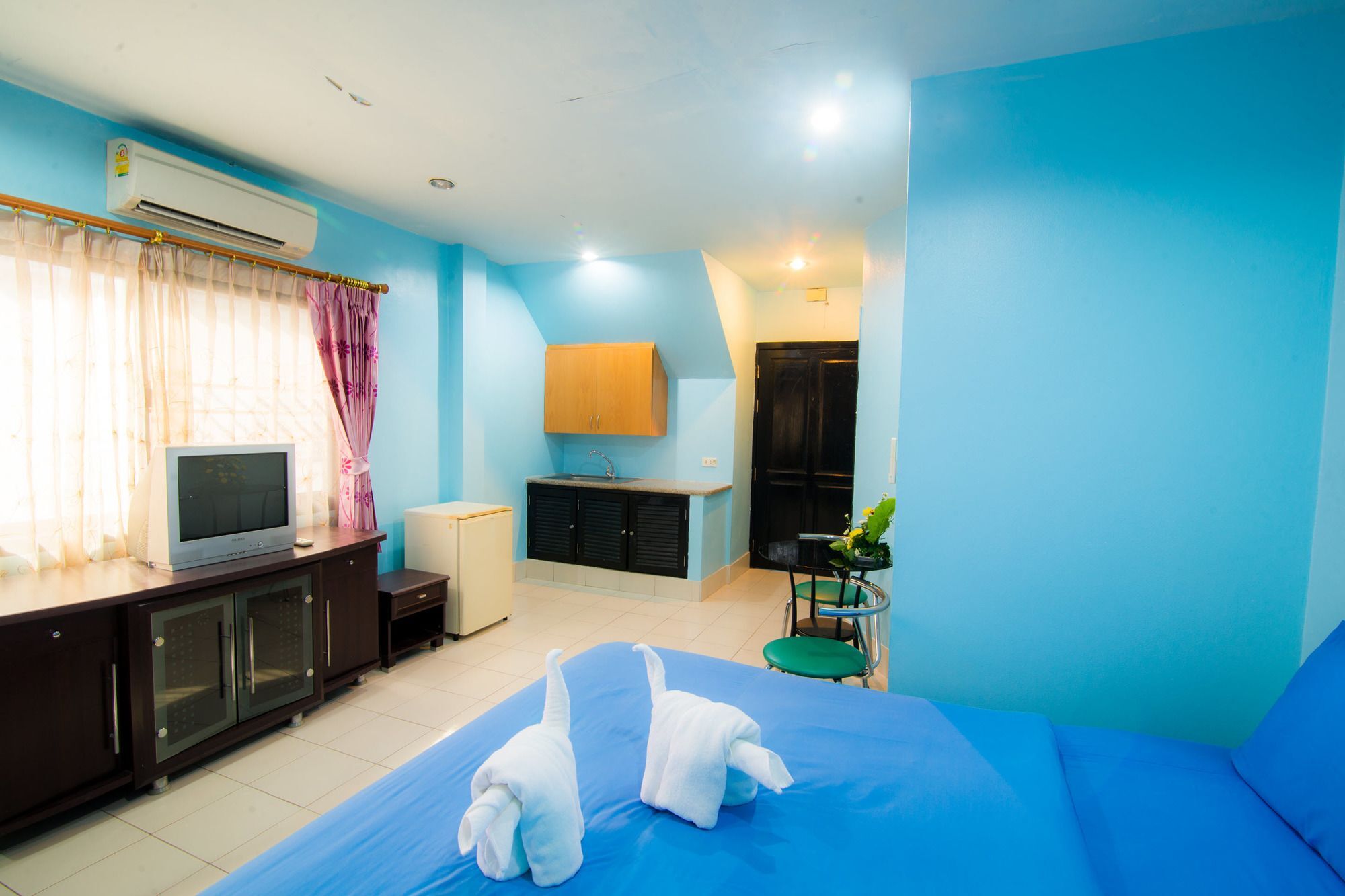 De Apartment Pattaya Extérieur photo